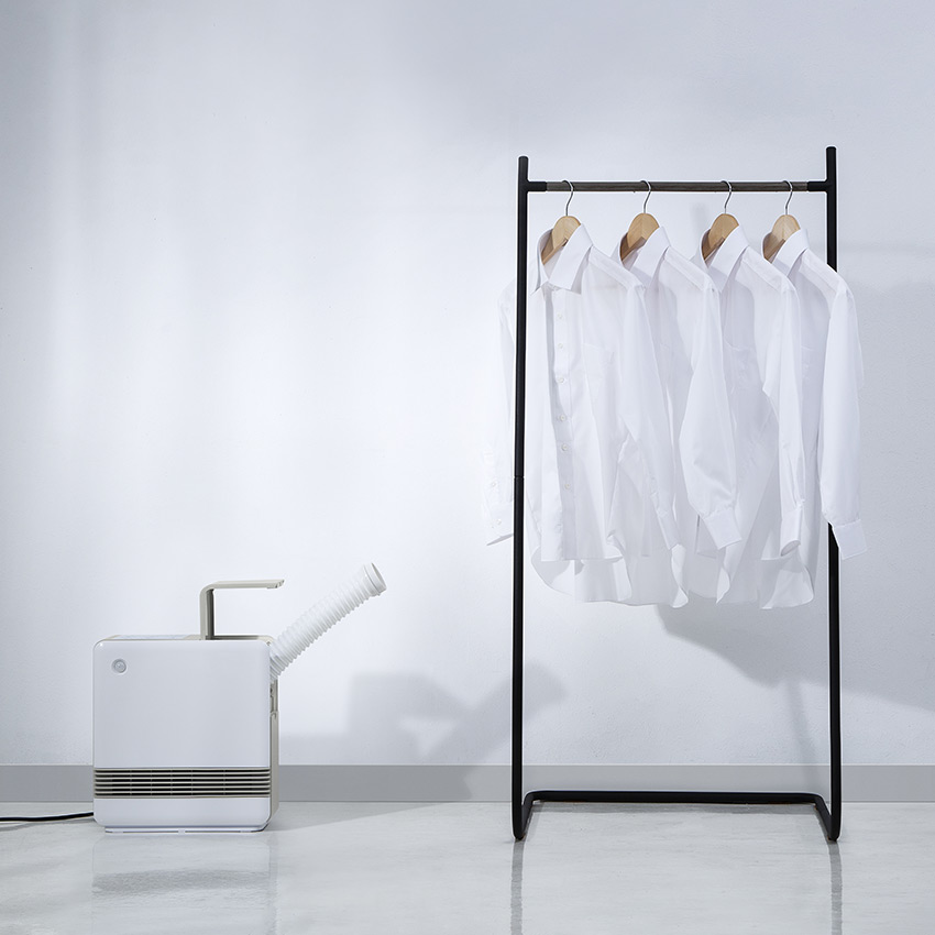 THREEUP 2in1ふとん乾燥機能付 人感センサーセラミックヒーター ドライヒート