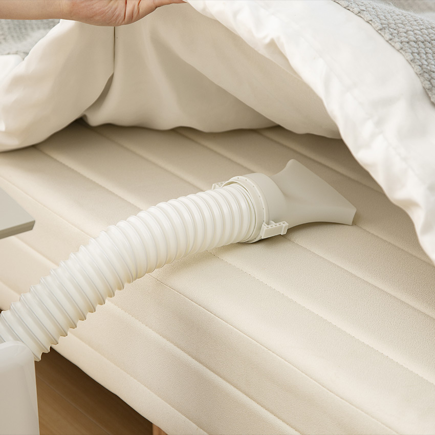 THREEUP 2in1ふとん乾燥機能付 人感センサーセラミックヒーター ドライヒート