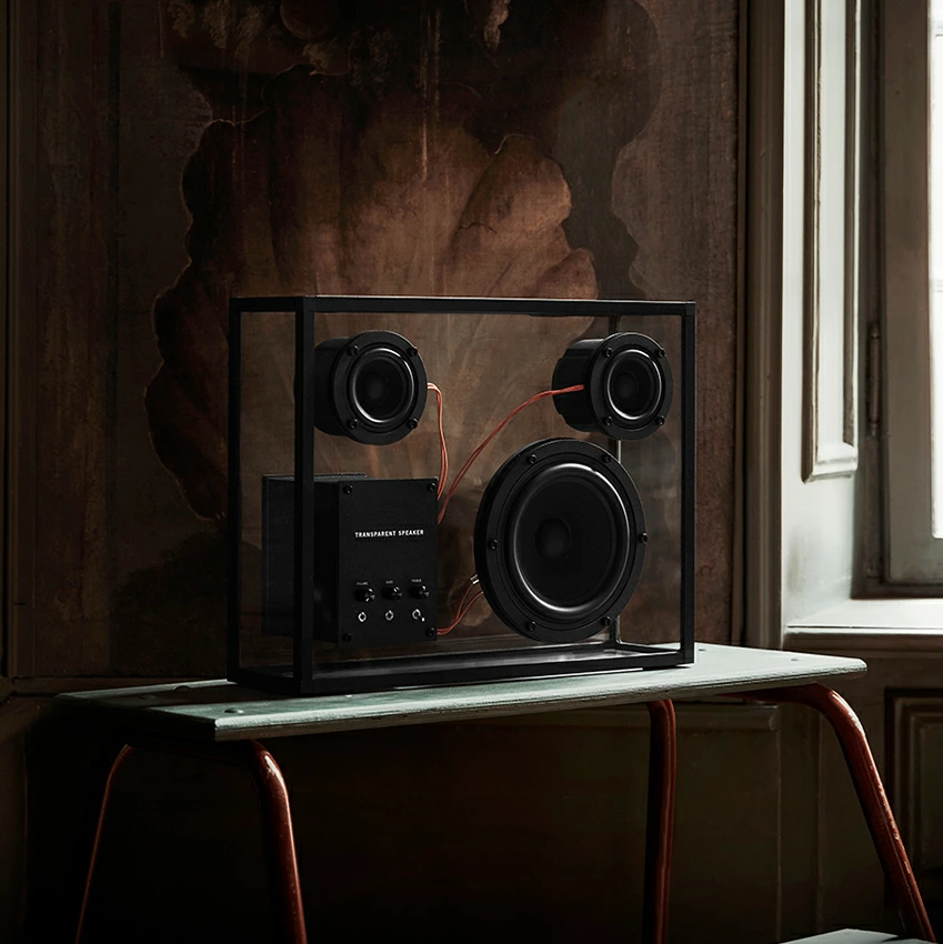  TRANSPARENT SPEAKER BLACK code 